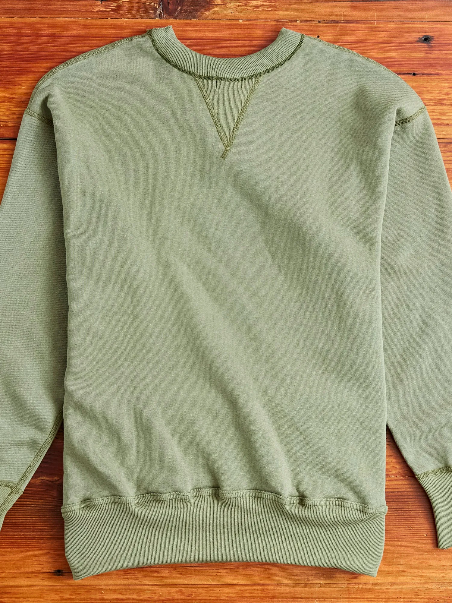 401 "North Arvada" Loopwheel Sweatshirt in OD Green