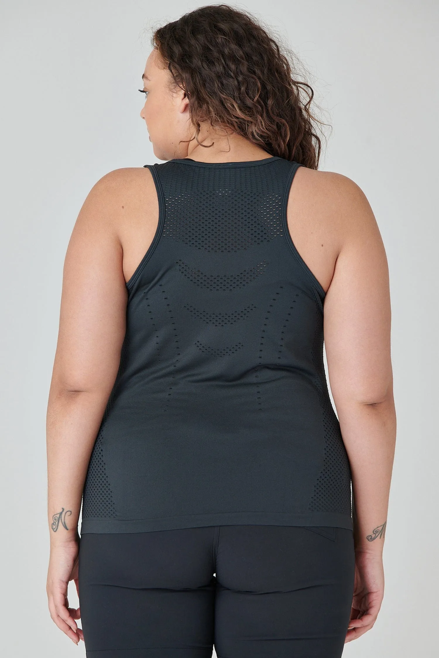 Breathe Vest - Charcoal