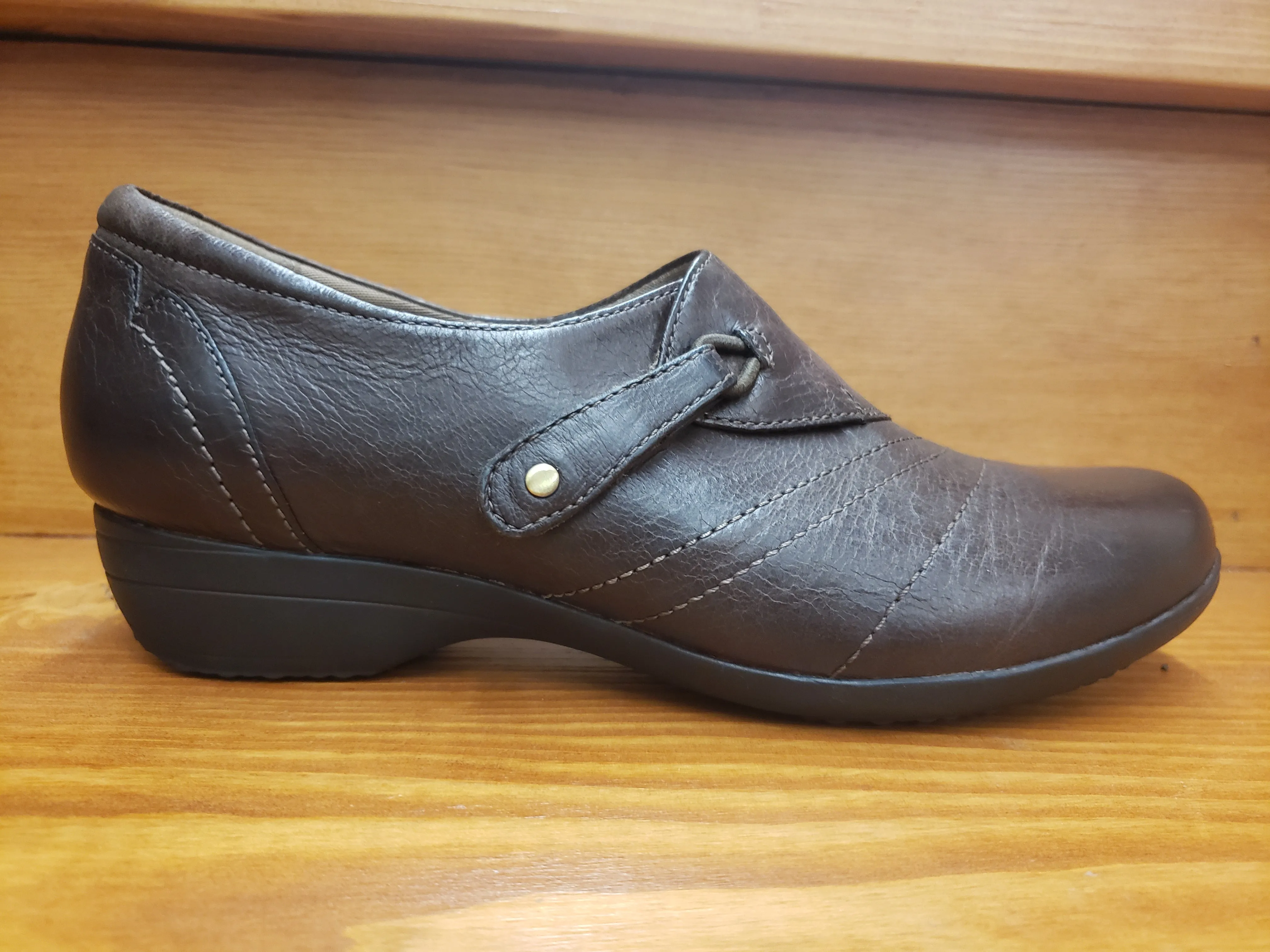 Dansko Franny Chocolate leather