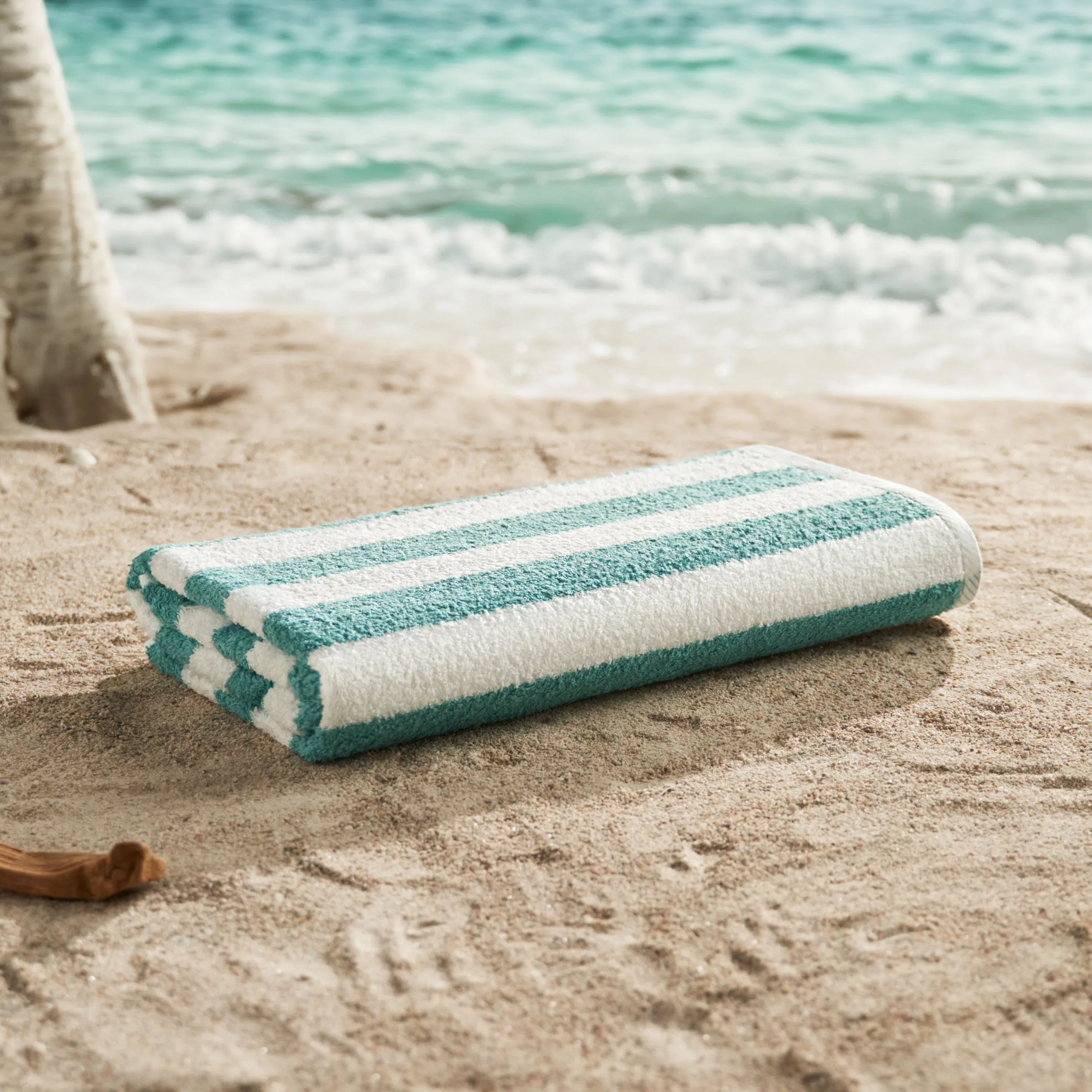 Hotel Cabana Stripe Pool Towel