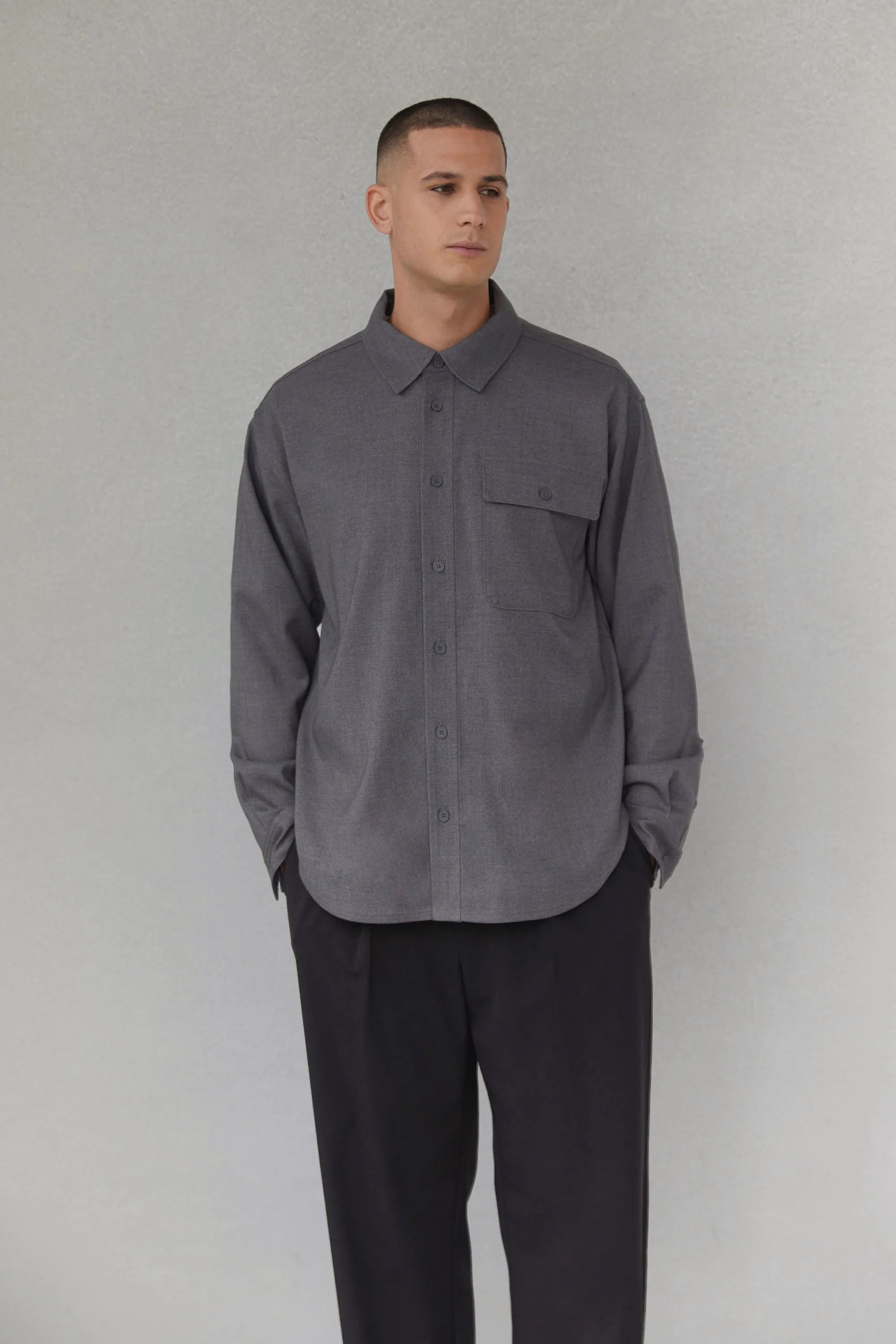 WOVEN DRESS SHIRT